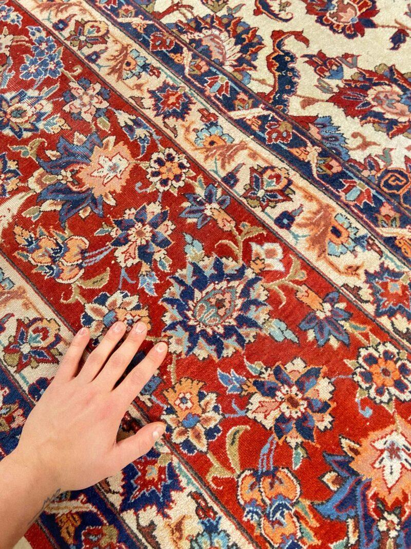 palatsikokoinen vaalea isfahan 1960 luvulta  405 x 305 cm