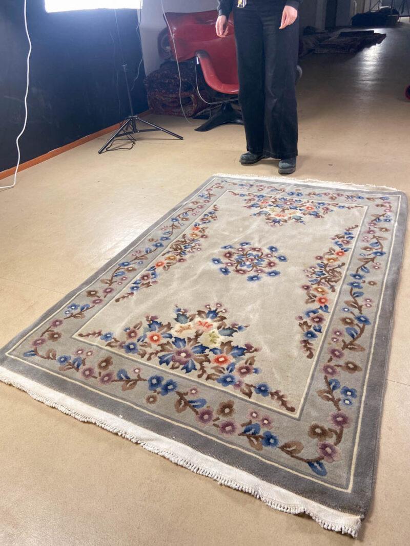 elegantti aubusson (ammattimaisesti pesetytetty) 185 x 122 cm