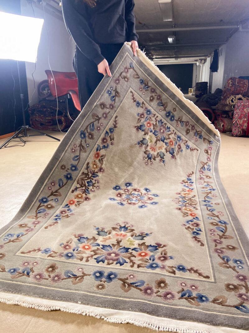 elegantti aubusson (ammattimaisesti pesetytetty) 185 x 122 cm