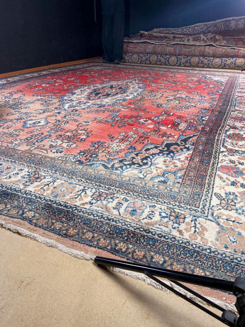 palatsikokoinen kukkais sarouk 1970 luvulta  430 x 320 cm