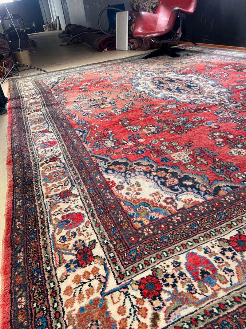 palatsikokoinen kukkais sarouk 1970 luvulta  430 x 320 cm
