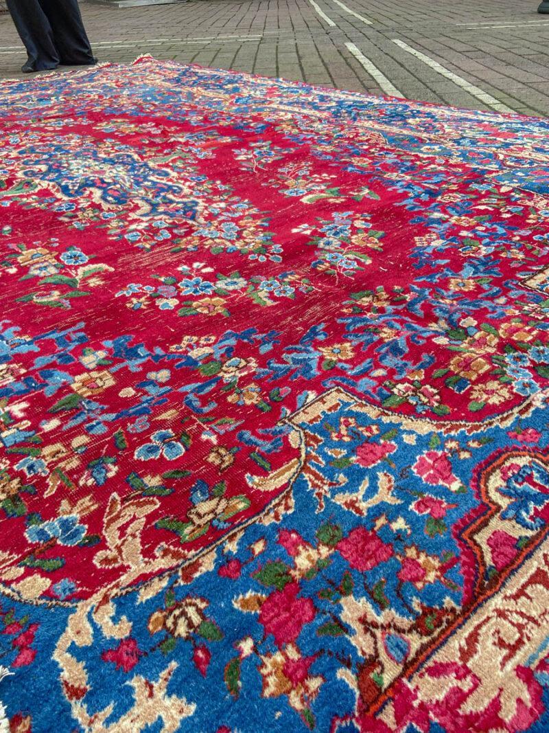 palatsikokoinen elegantti kirman 1970 luvulta  410 x 295 cm