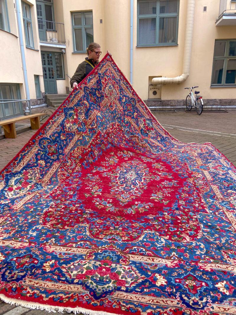 palatsikokoinen elegantti kirman 1970 luvulta  410 x 295 cm