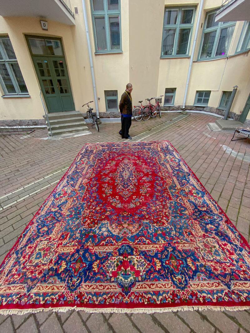palatsikokoinen elegantti kirman 1970 luvulta  410 x 295 cm