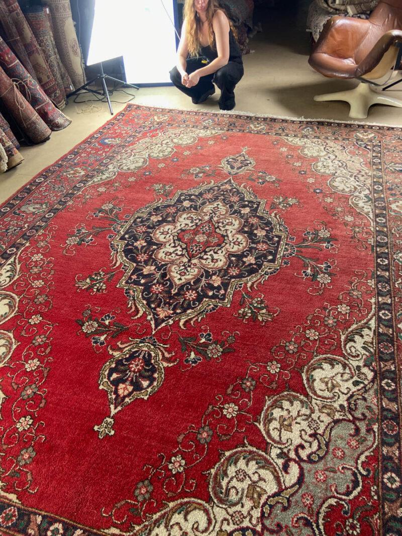 tyrmäävä tabriz 1970 luvulta 355 x 255 cm