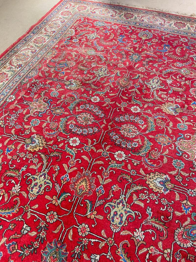 tyrmäävä tabriz 1970 luvulta  350 x 240 cm (kopio)