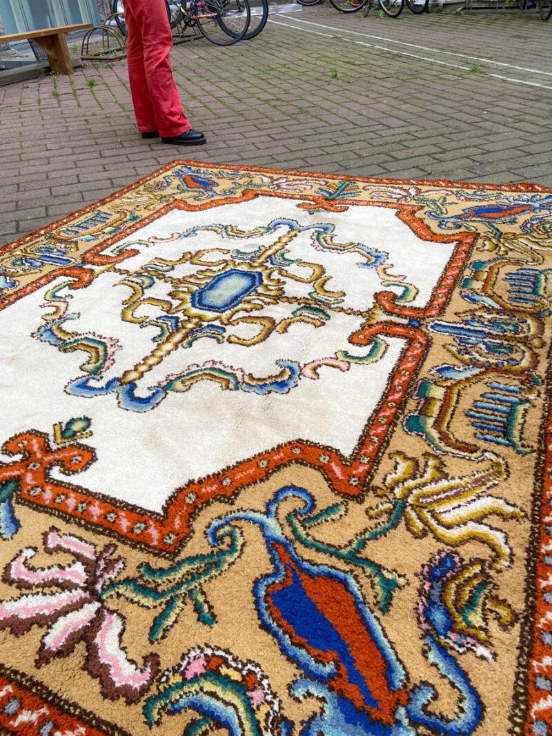 vaalea aubusson 250 x 200 cm