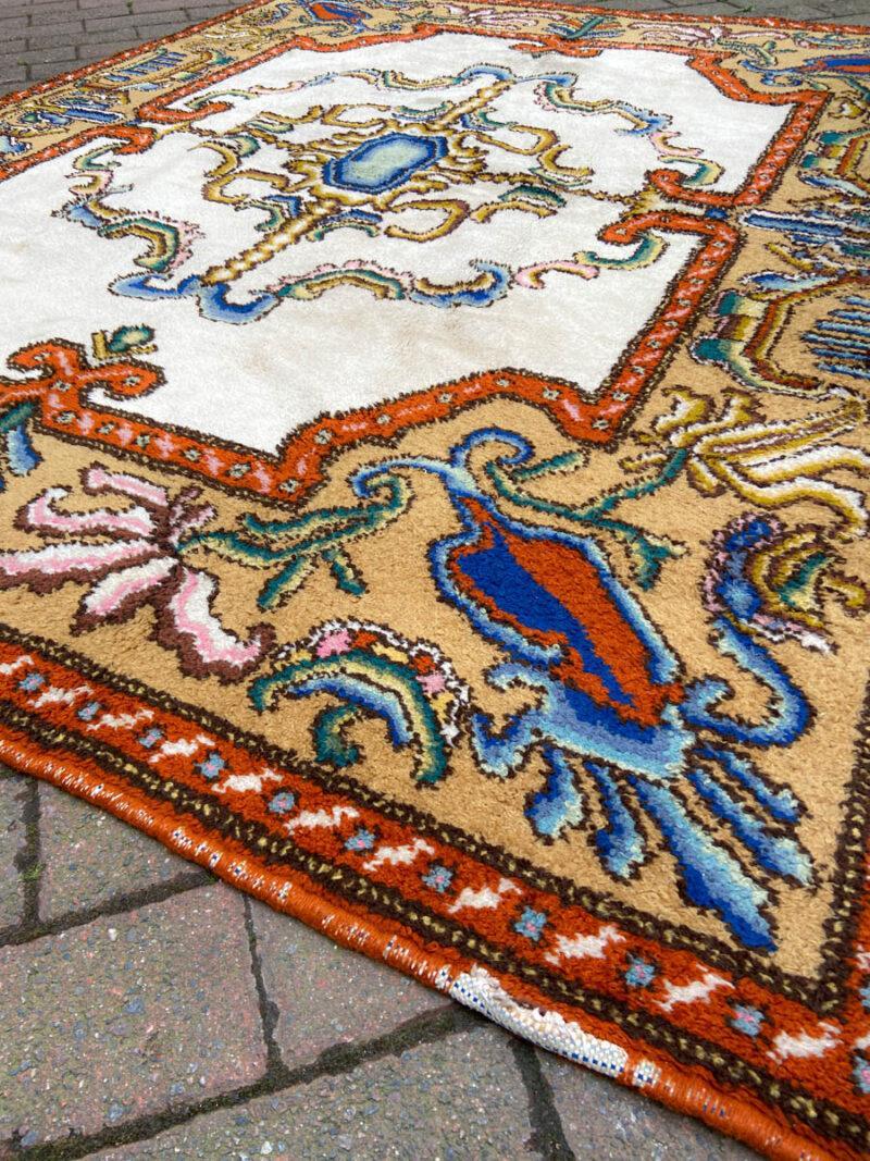 vaalea aubusson 250 x 200 cm