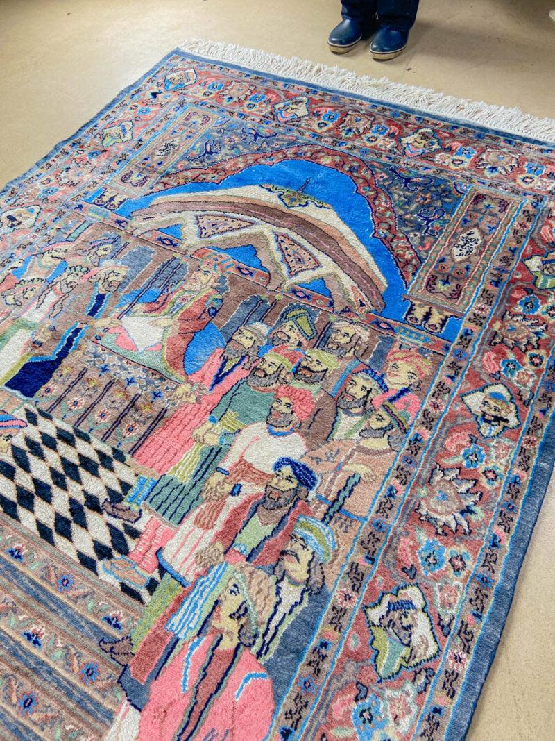 kuninkaallinen hovikohtausmatto silkillä 242 x 152 cm