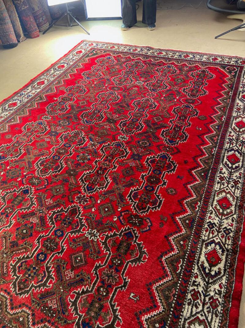 elegantti malayer 1970 luvulta  348 x 286 cm