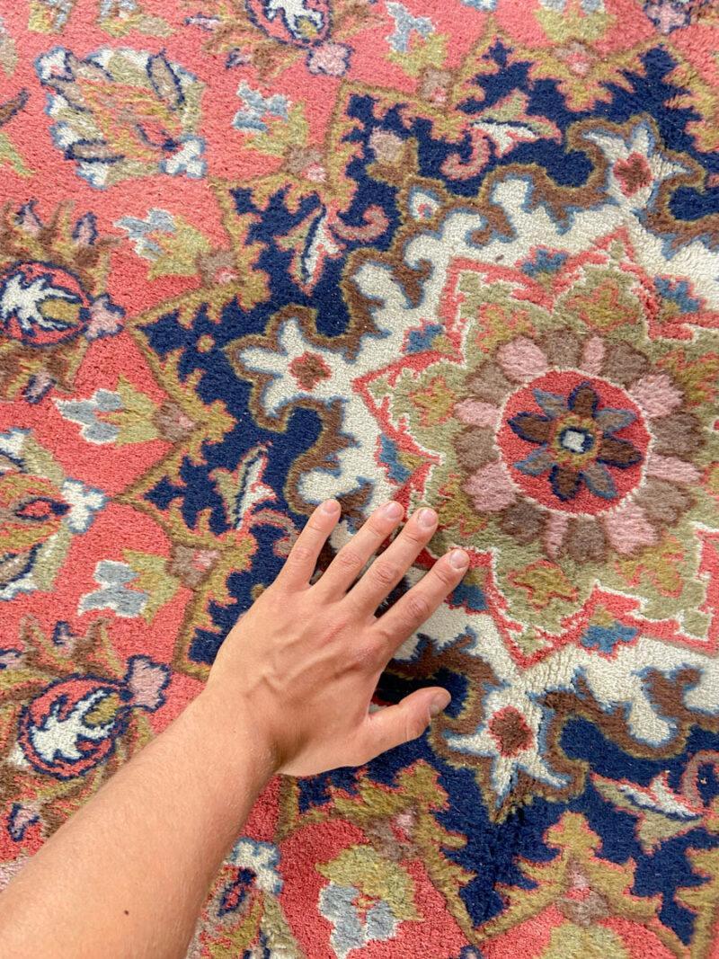tyrmäävän harmoninen sarouk  350 x 245 cm