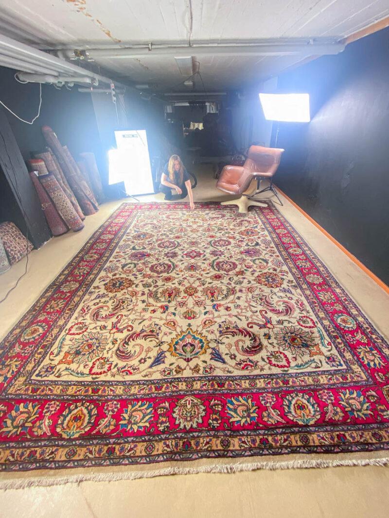 tyrmäävä palatsikokoinen vintage tabriz  370 x 285 cm
