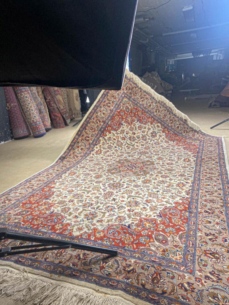 tyrmäävän yksityiskohtainen ghom (pesty) 225 x 140 cm