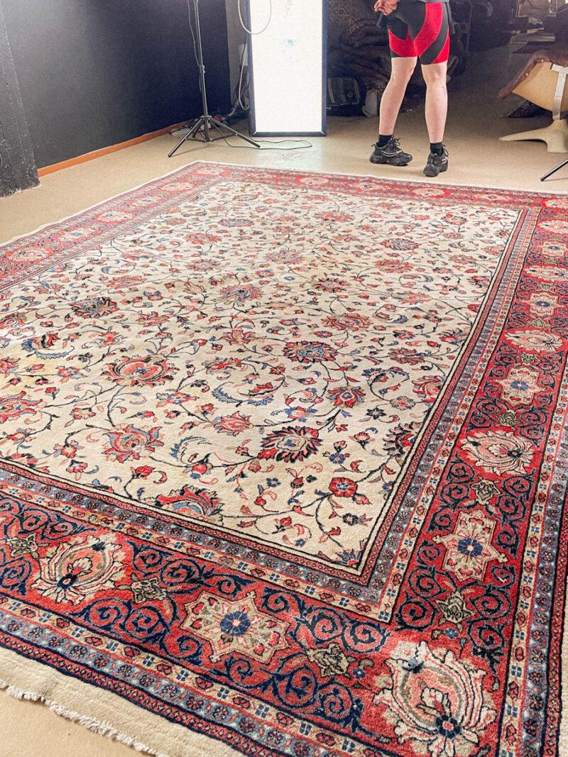 vaalea vintage sarouk 1970 luvulta 360 x 265 cm