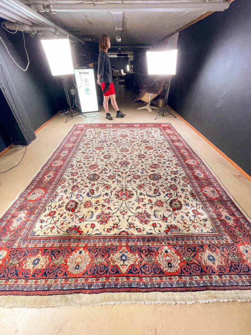 vaalea vintage sarouk 1970 luvulta 360 x 265 cm