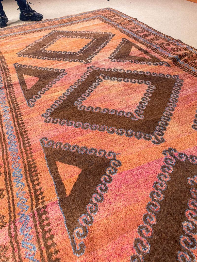 harmoninen afgaanimatto 1960 luvulta 300 x 173 cm