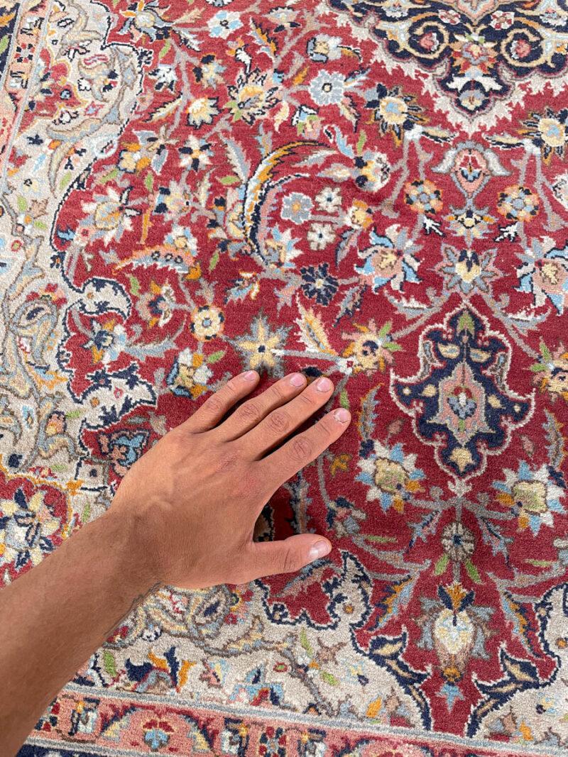 erittäin yksityiskohtainen perinteinen tabriz 192 x 123 cm