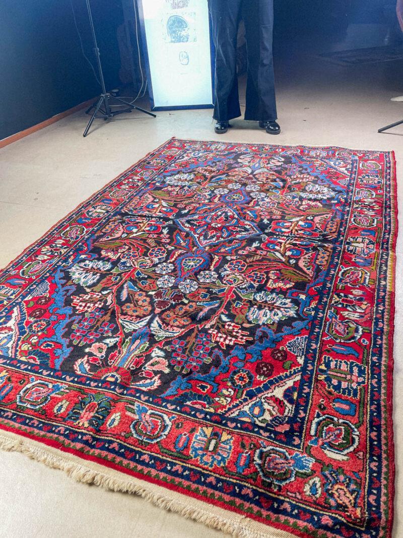 tyrmäävä wiss 1970 luvulta 300 x 195 cm (kopio)