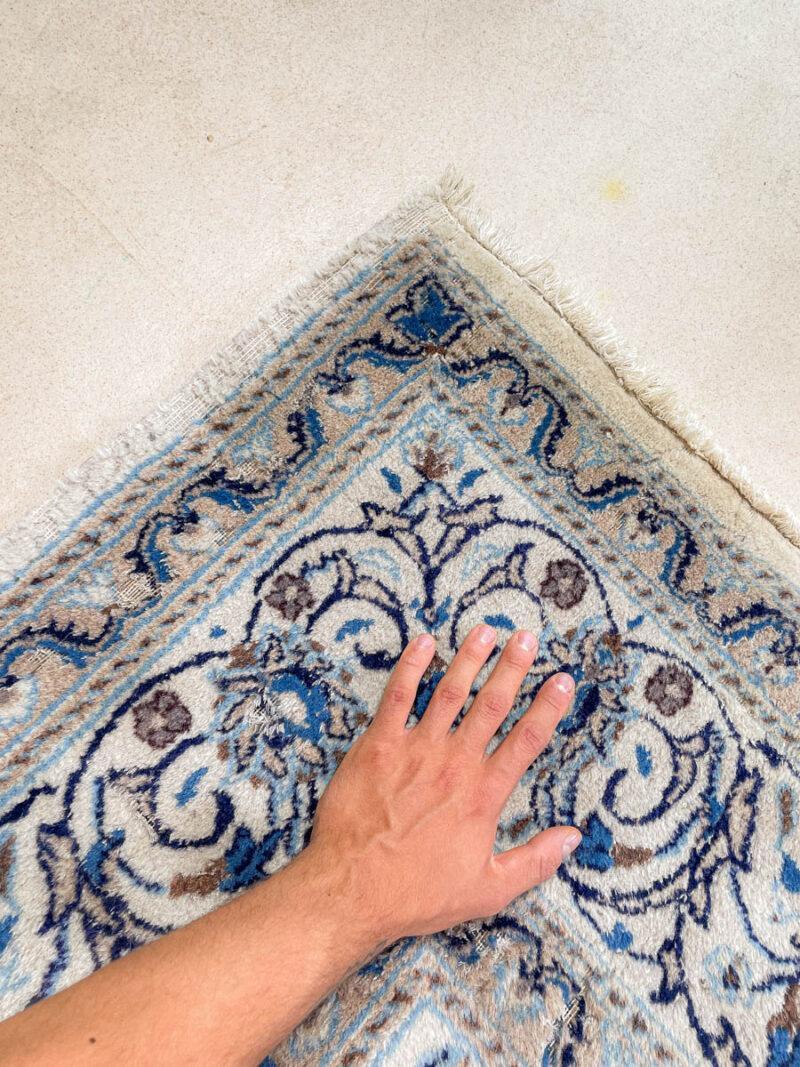 upean elegantti vaalea nain silkillä 300 x 200 cm