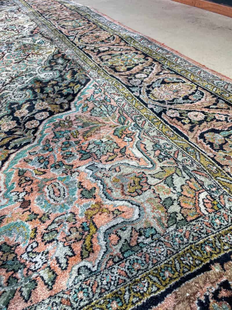 silkkimatto vehmainen paratiisi ghom 345 x 237 cm