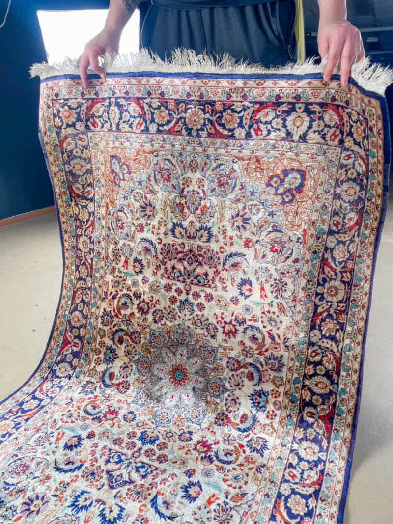 silkki silkillä runollisen sädehtivä ghom 200 x 139 cm