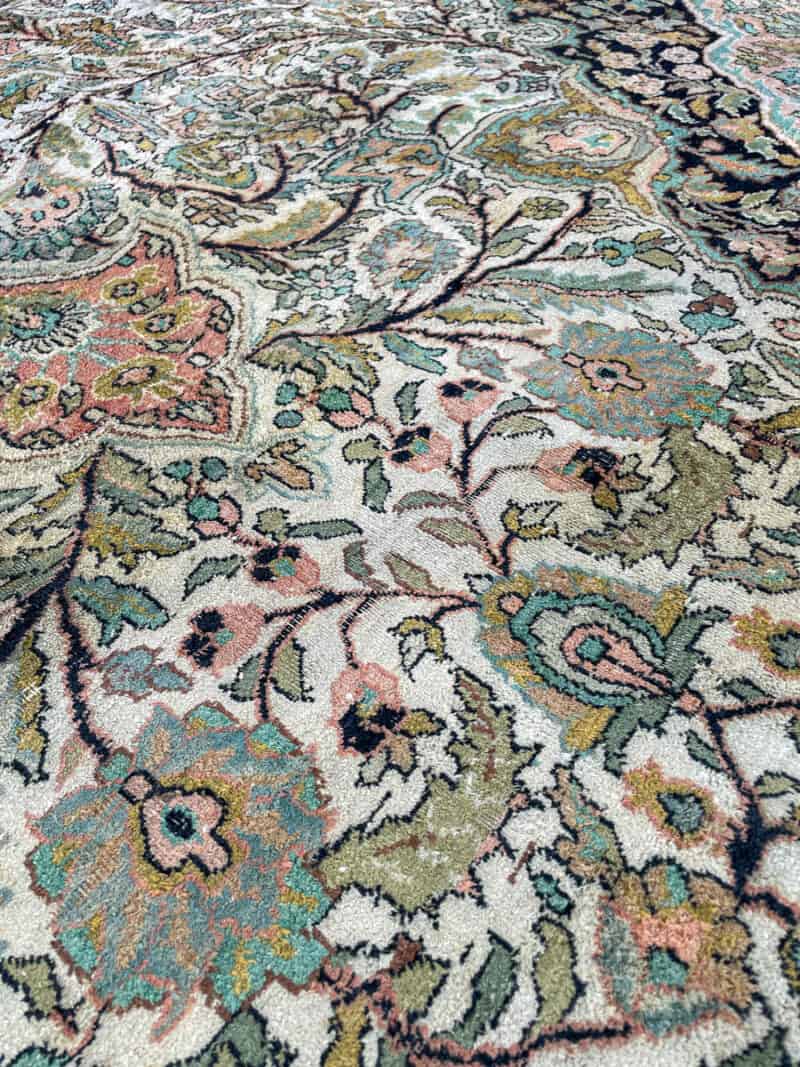 silkkimatto vehmainen paratiisi ghom 345 x 237 cm