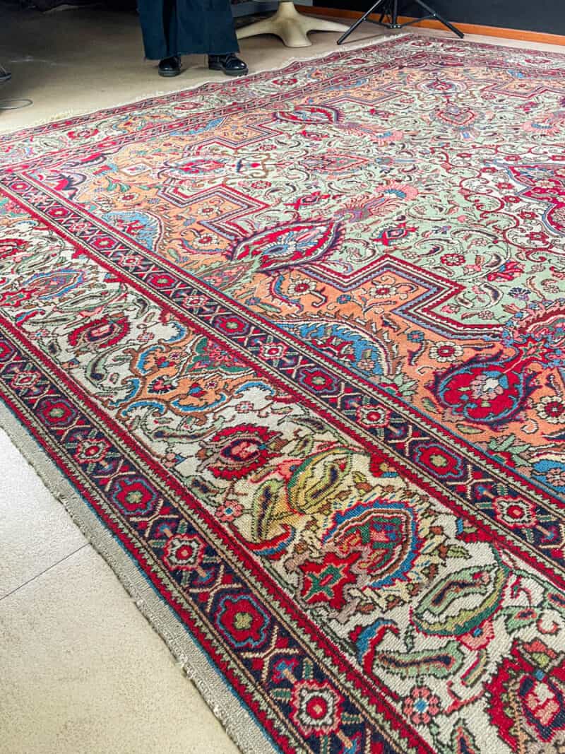 tyrmäävä tabriz 1970 luvulta 315 x 215 cm
