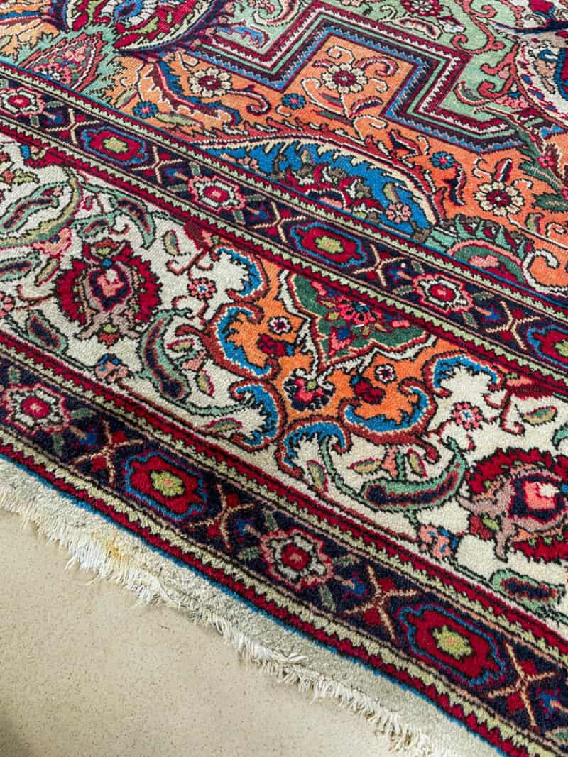 tyrmäävä tabriz 1970 luvulta 315 x 215 cm