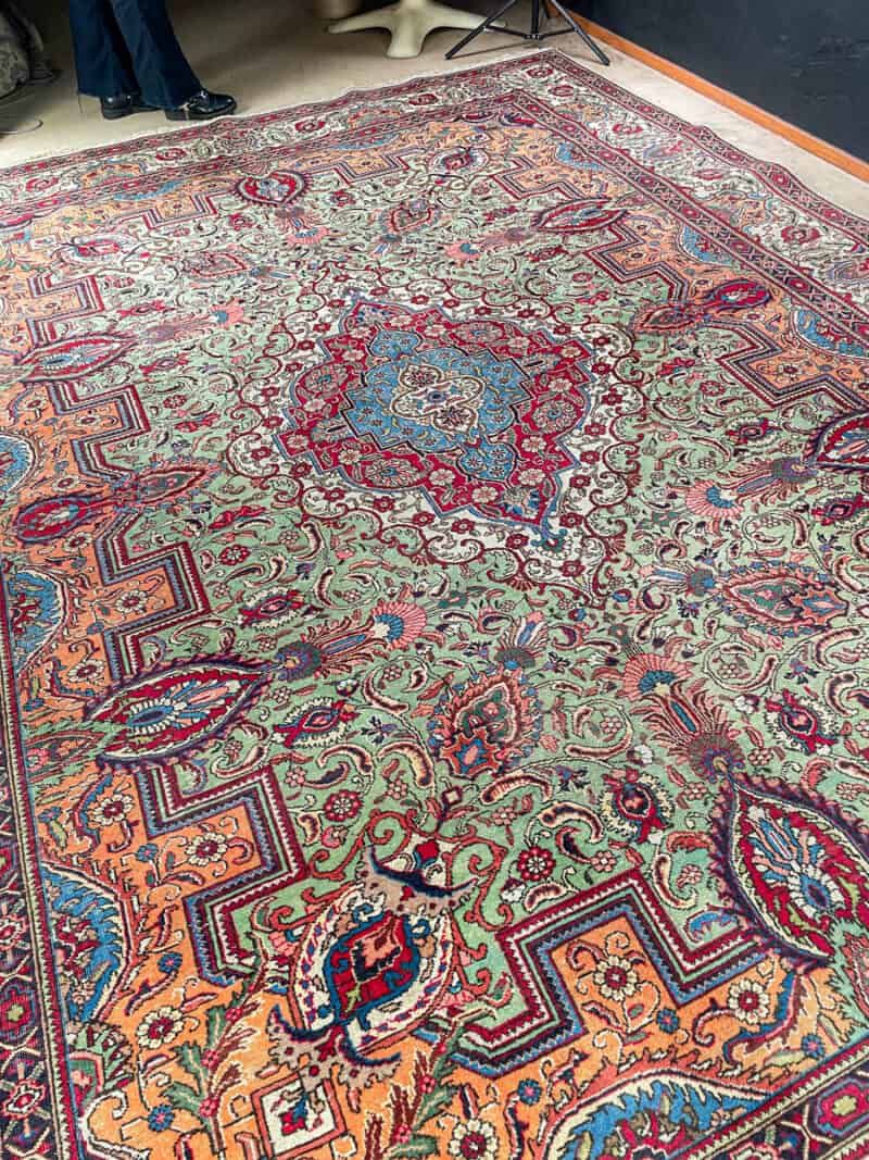 tyrmäävä tabriz 1970 luvulta 315 x 215 cm