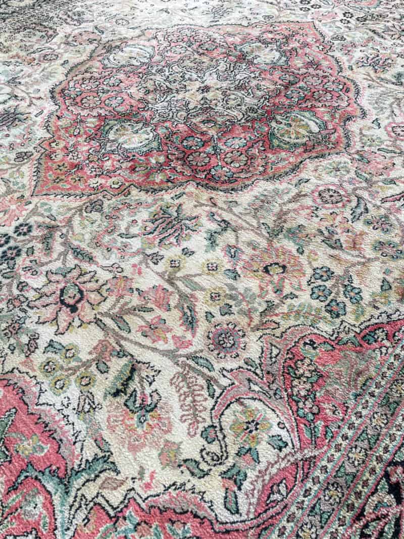 silkkimatto vehmainen paratiisi ghom 1970 luvulta 335 x 210 cm