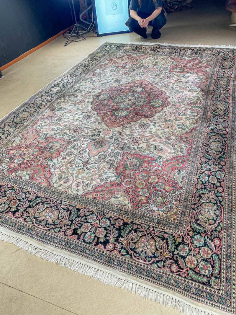 silkkimatto vehmainen paratiisi ghom 1970 luvulta 335 x 210 cm