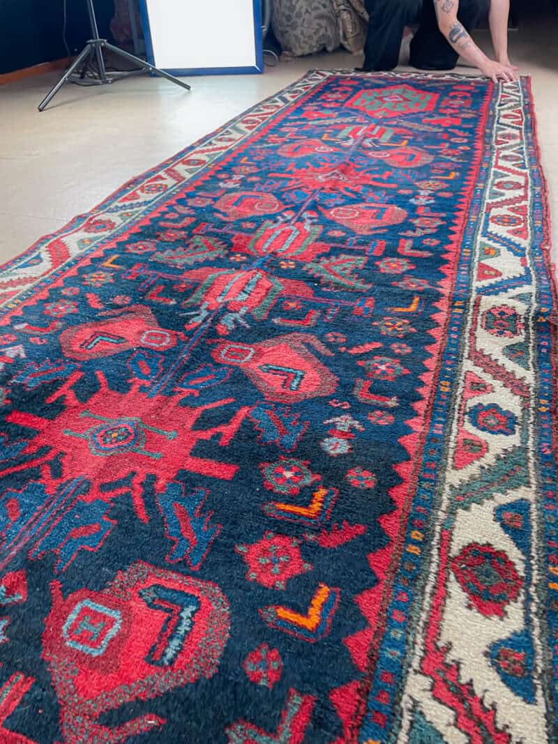 yönsininen hamadan käytävämatto 1970 luvulta 416 x 107 cm