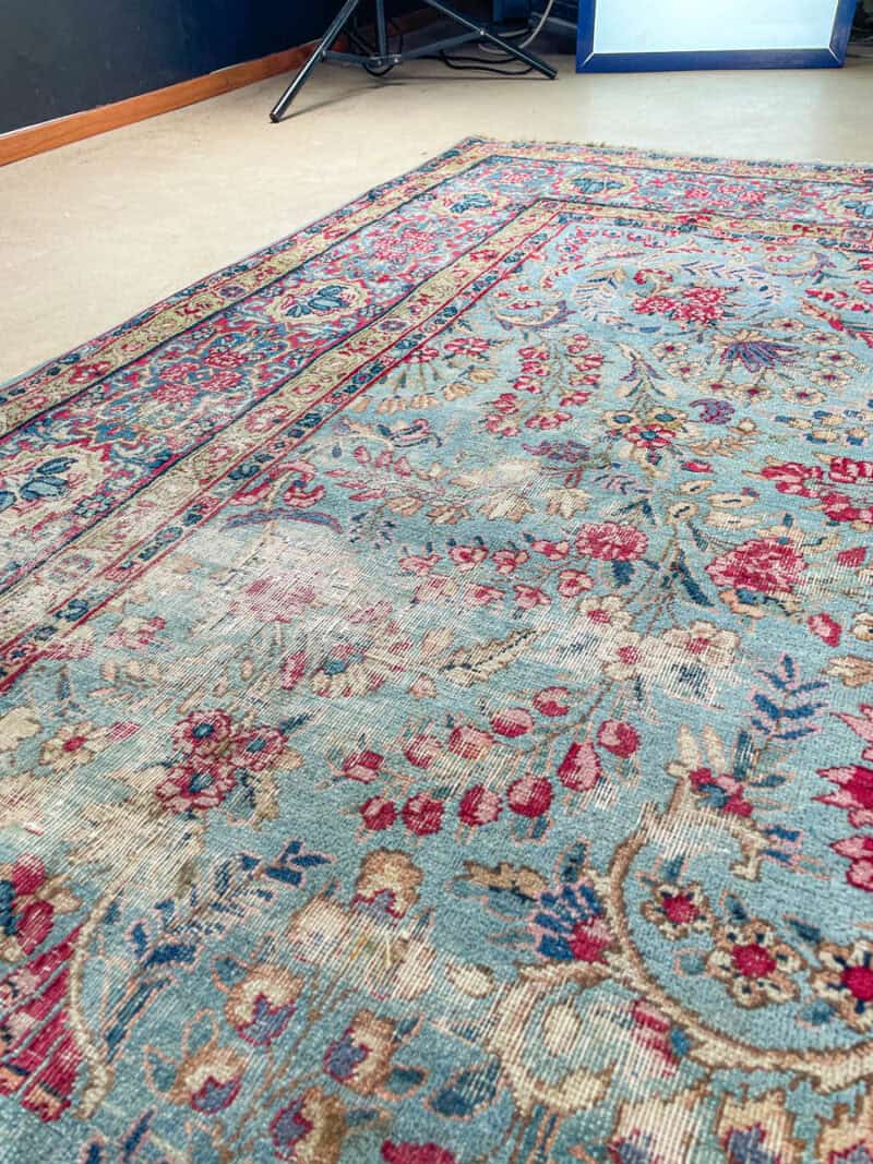 puoliantiikkinen taivaansininen kirman 1940 luvulta 340 x 243 cm