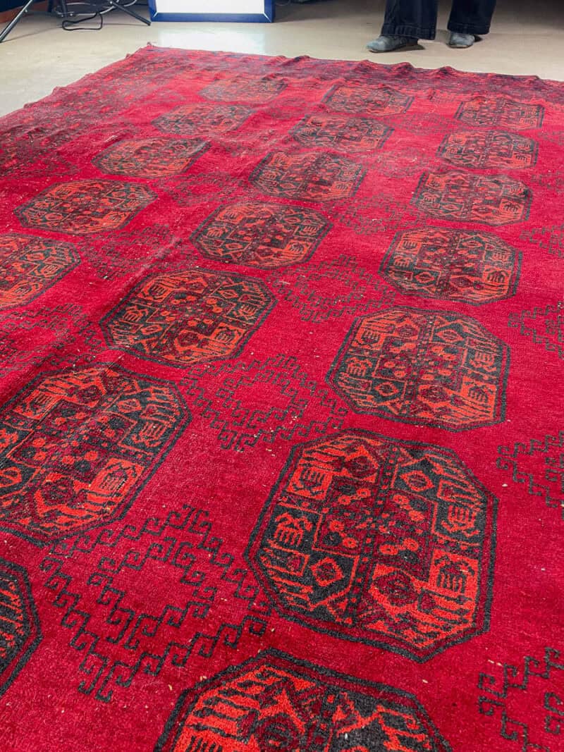 tummanpunainen afgaanimatto 1960 luvulta 285 x 214 cm (kopio)