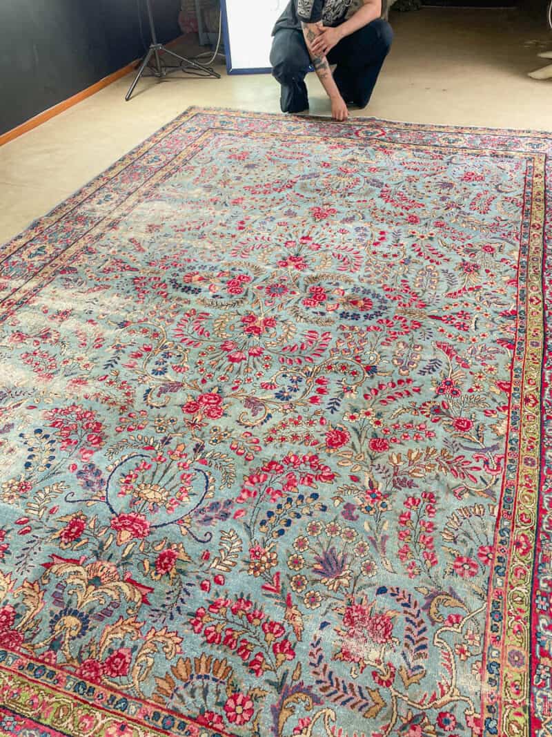 puoliantiikkinen taivaansininen kirman 1940 luvulta 340 x 243 cm