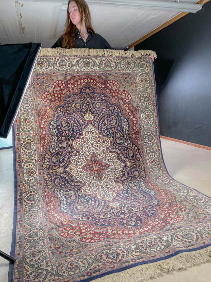 erittäin yksityiskohtainen sininen ghom 223 x 140 cm