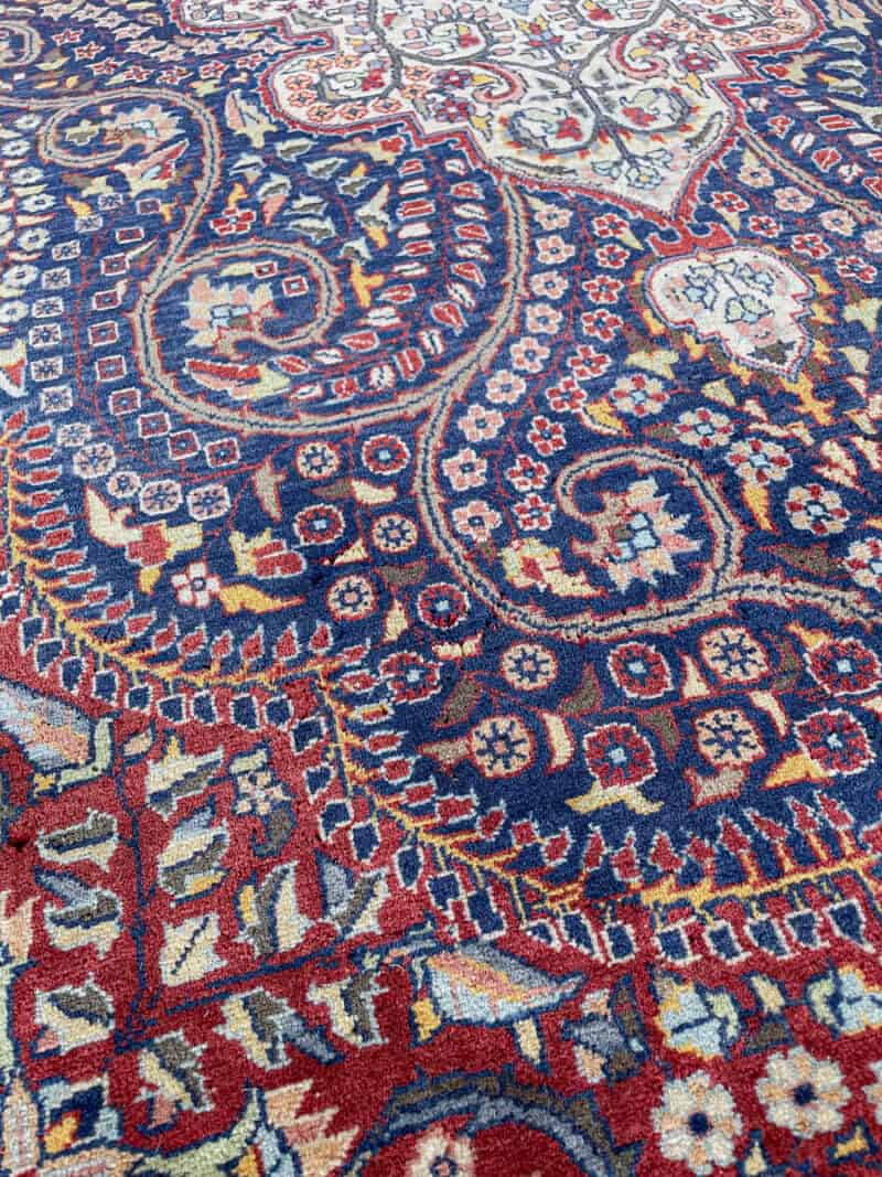 erittäin yksityiskohtainen sininen ghom 223 x 140 cm