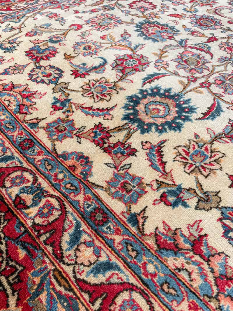 upea palatsikokoinen vaalea isfahan  388 x 276 cm