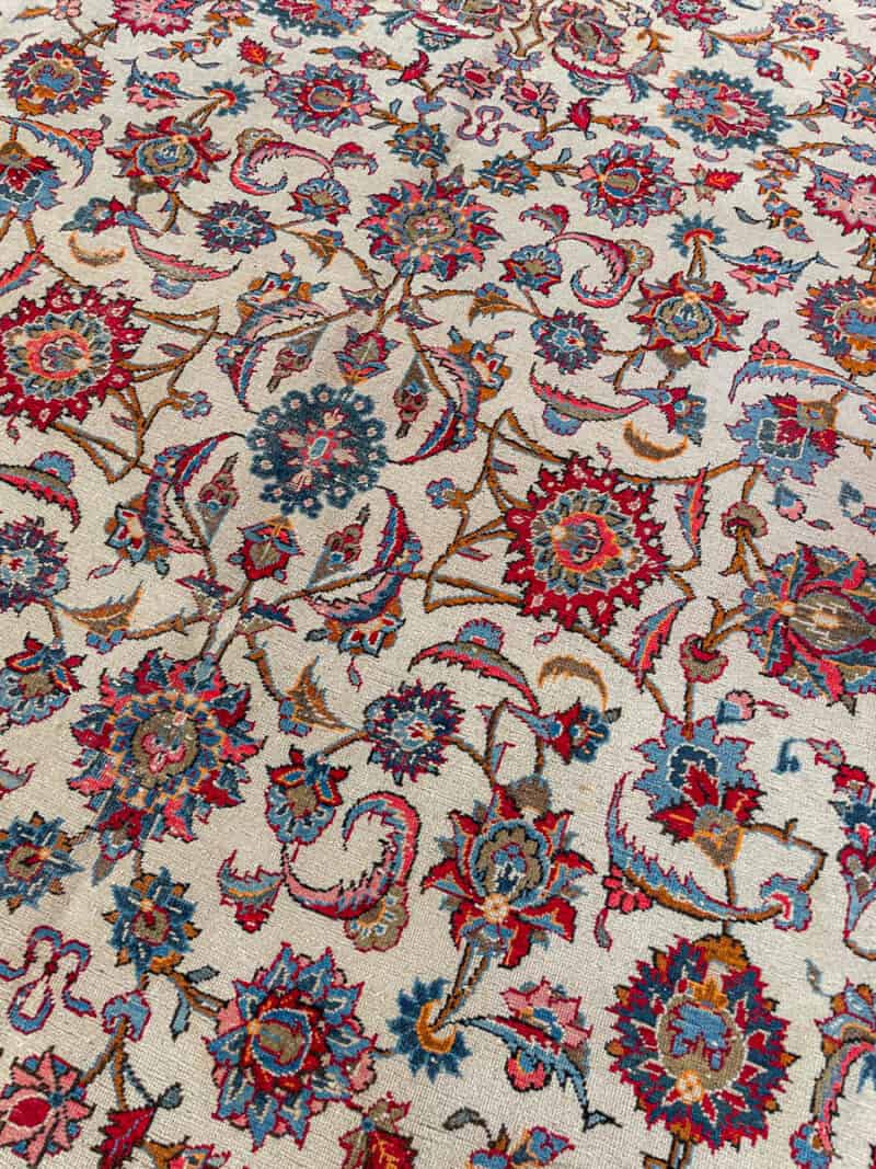 upea palatsikokoinen vaalea isfahan  388 x 276 cm