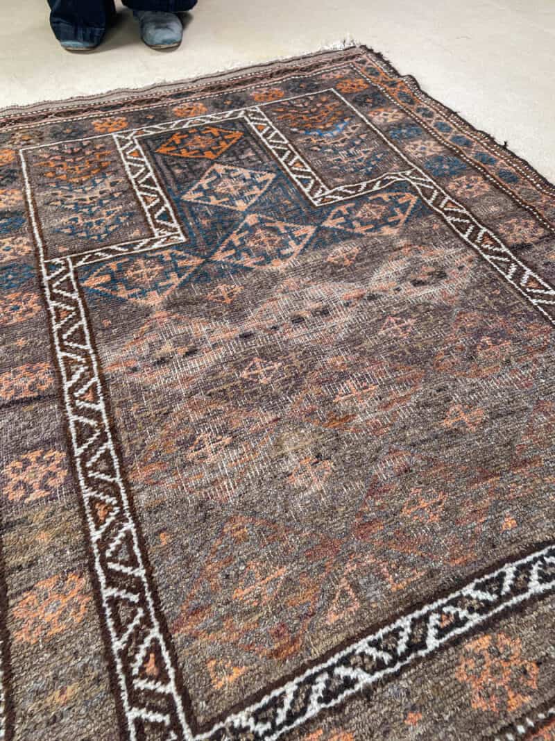 tumma puoliantiikki afgaanimatto 135 x 92 cm (kopio)