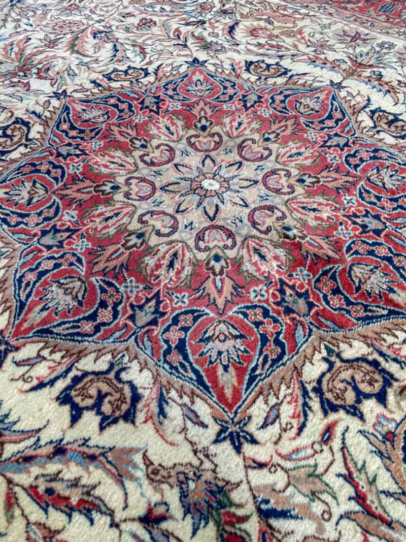 brutaali metsästys ghom 215 x 137 cm (kopio)