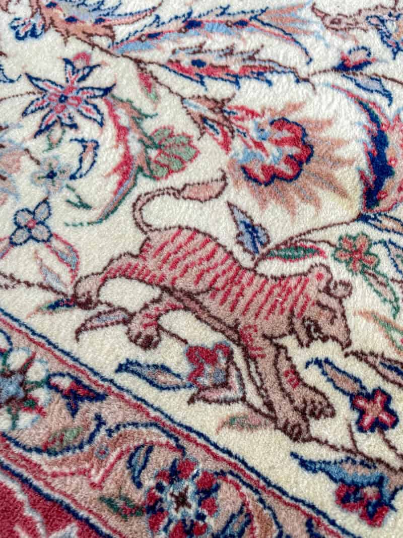 brutaali metsästys ghom 215 x 137 cm (kopio)