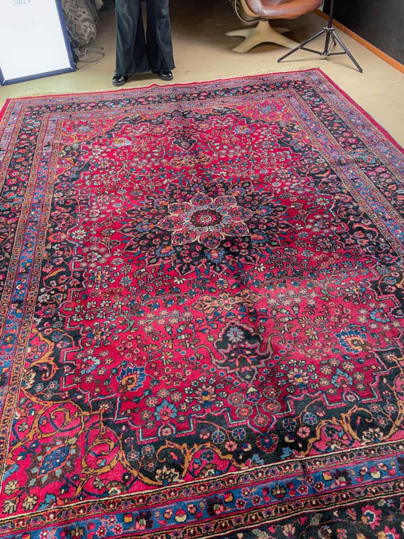 palatsikokoinen viininpunainen meshed 1960 luvulta  410 x 310 cm (kopio)