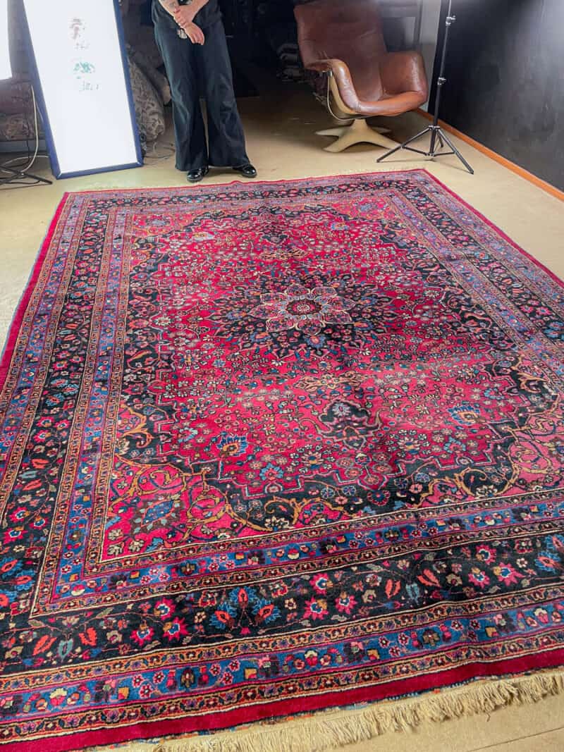 palatsikokoinen viininpunainen meshed 1960 luvulta  410 x 310 cm (kopio)