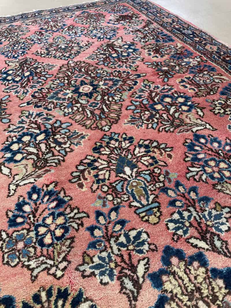 psykedeelinen sarouk  197 x 133 cm (kopio)