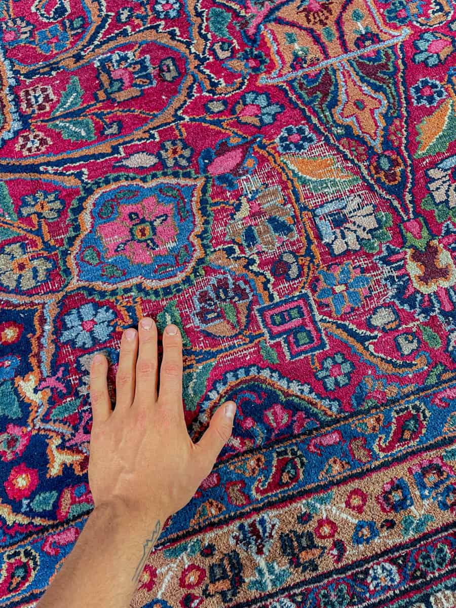 häikäisevä palatsikokoinen meshed 1960 luvulta signeerattu  430 x 315 cm