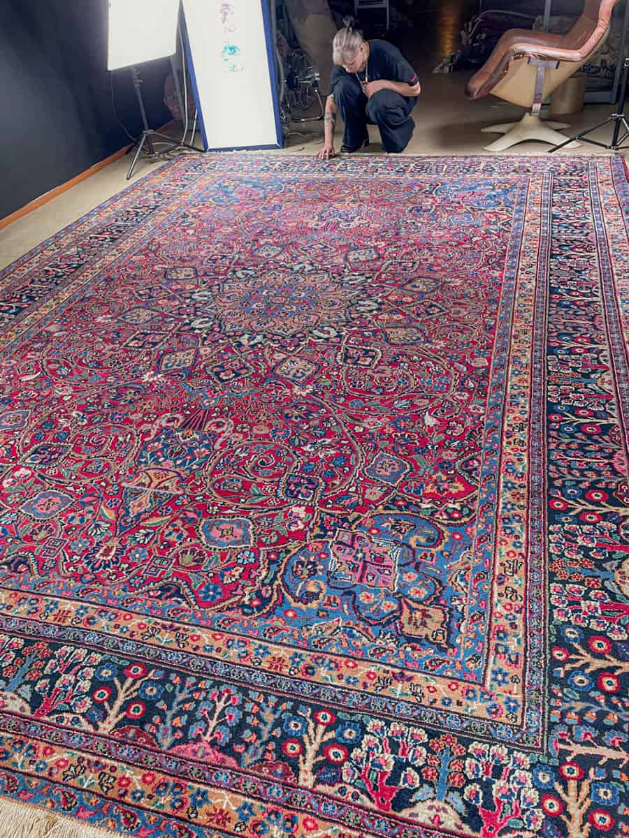 häikäisevä palatsikokoinen meshed 1960 luvulta signeerattu  430 x 315 cm