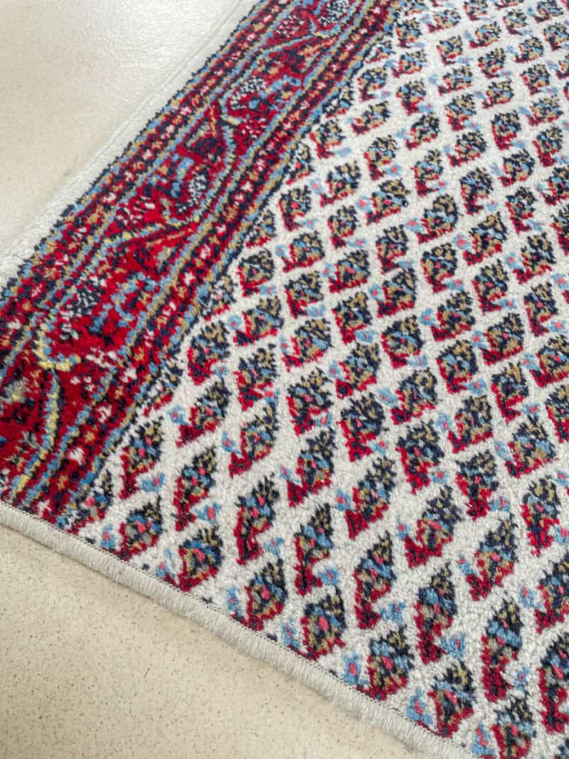 erikoinen vaalea sarouk mir 141 x 84 cm