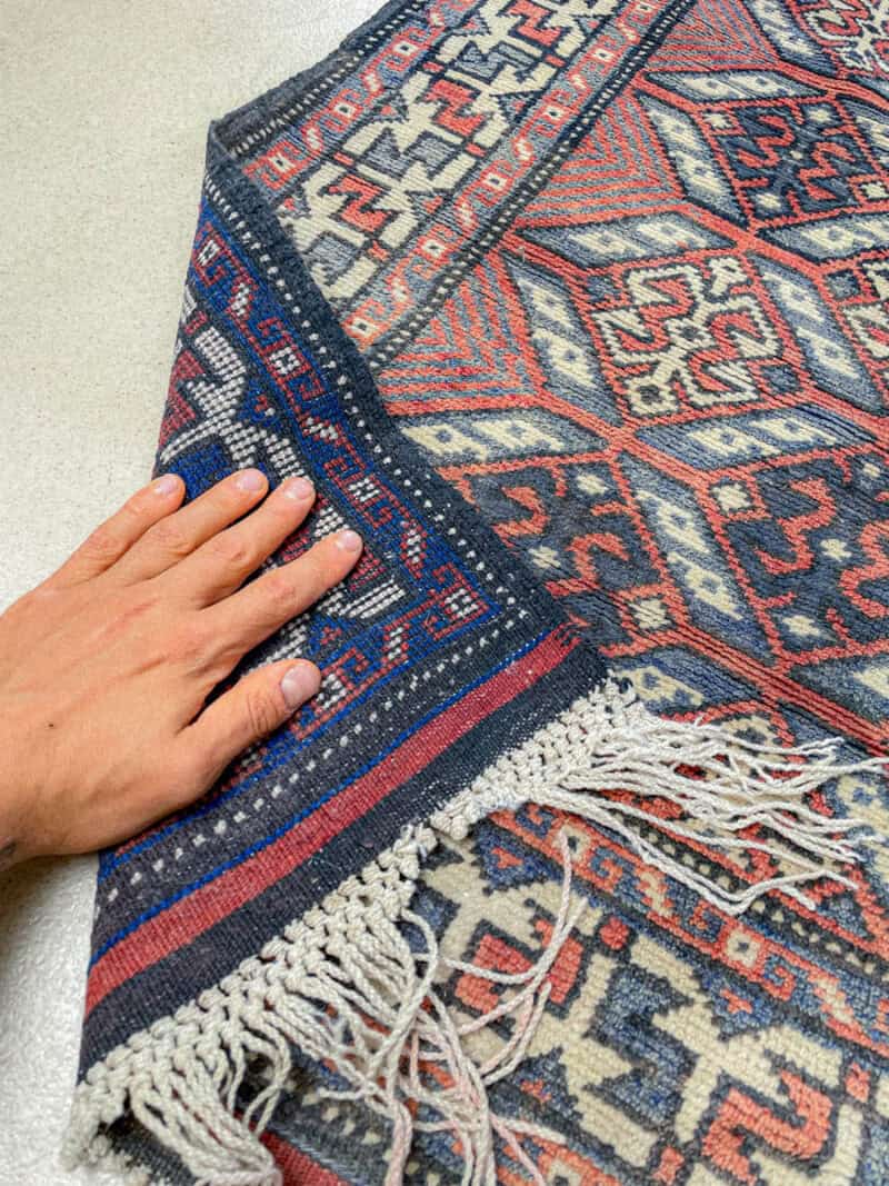 tyrmäävä puoliantiikki shirvan 209 x 148 cm (kopio)
