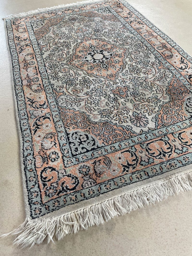 silkkimatto vehreä kasmir 120 x 72 cm (kopio)